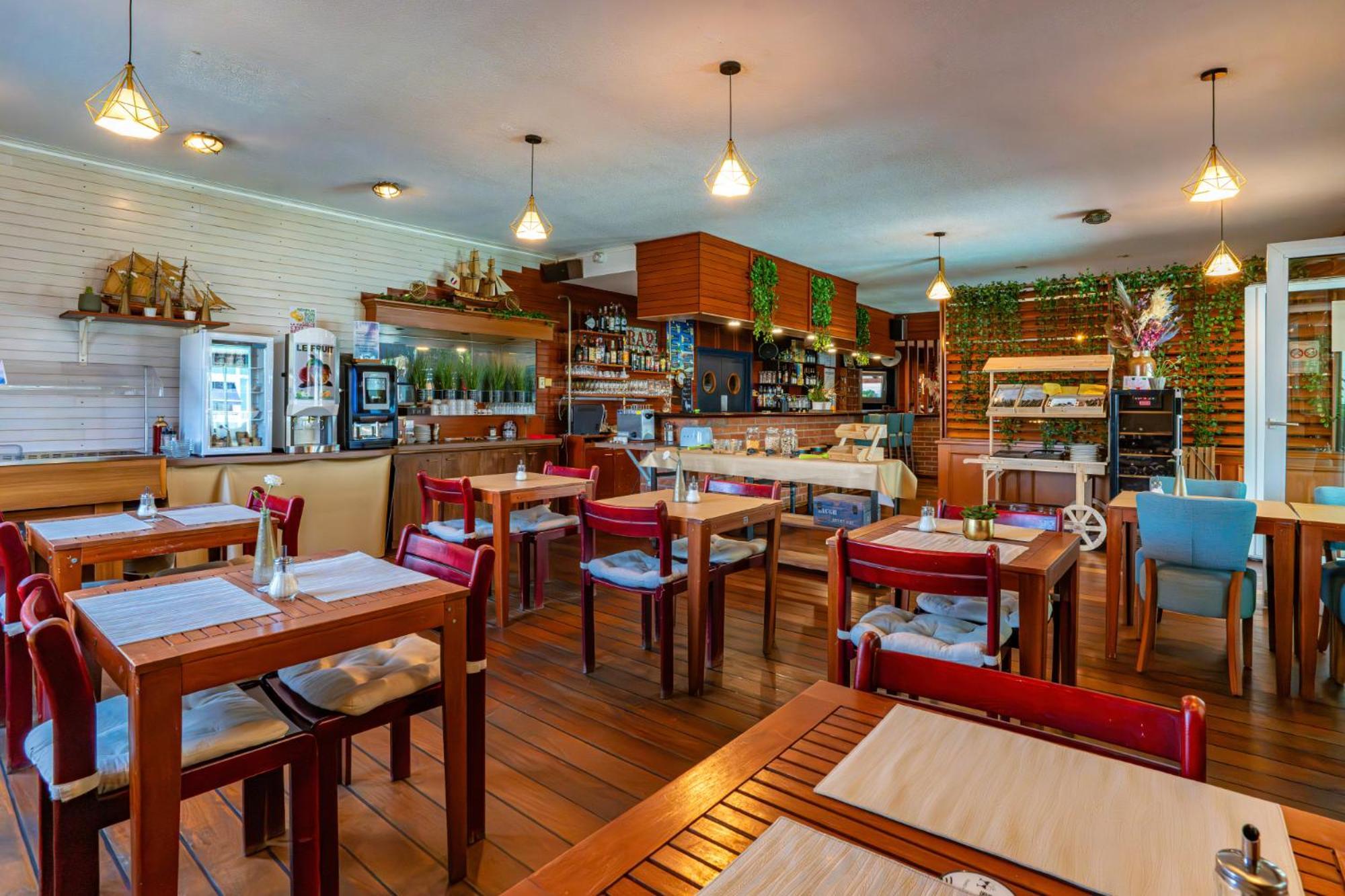 Hotel Restaurant Argos, Strasbourg Nord Vendenheim Εξωτερικό φωτογραφία