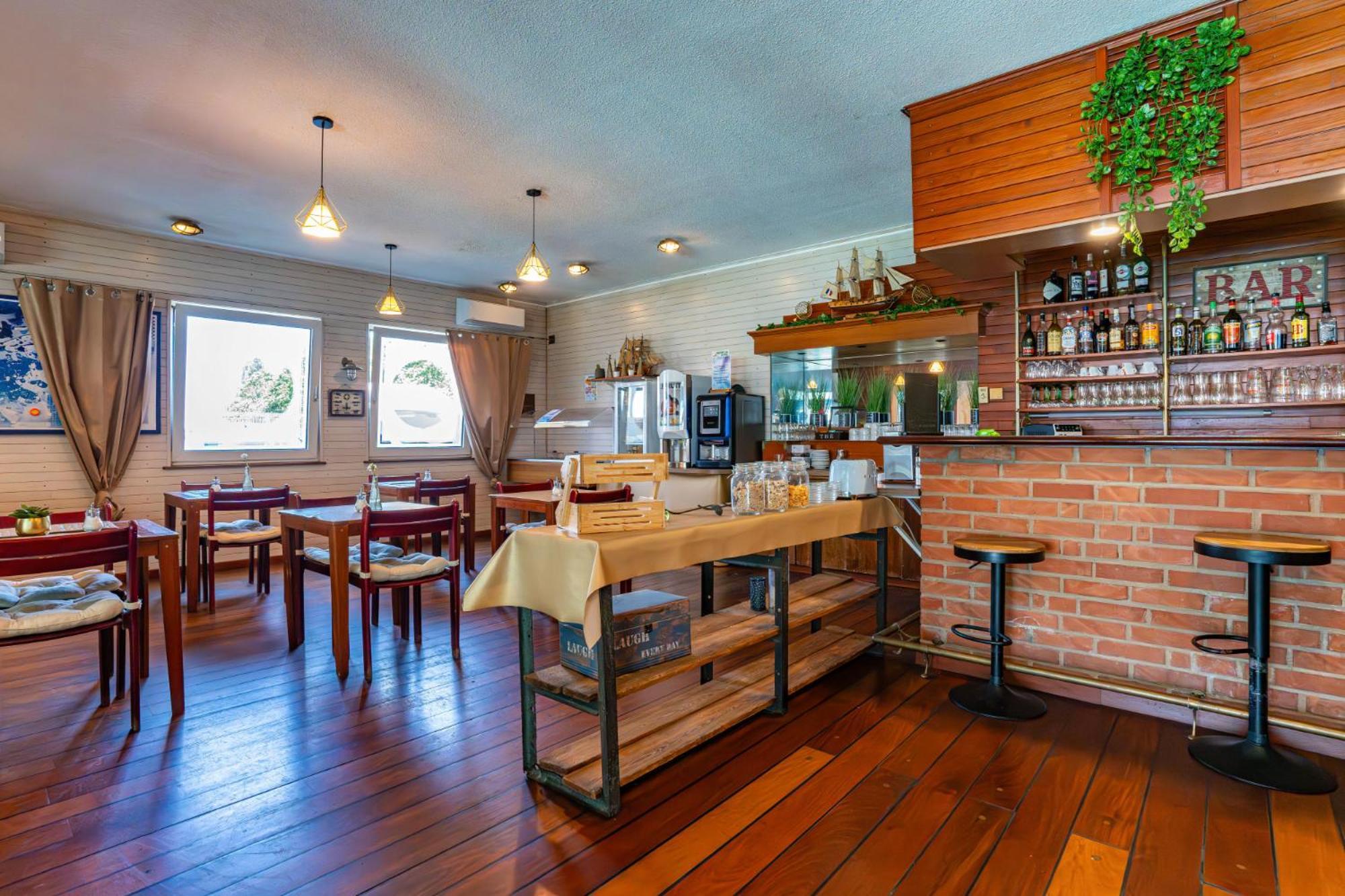 Hotel Restaurant Argos, Strasbourg Nord Vendenheim Εξωτερικό φωτογραφία